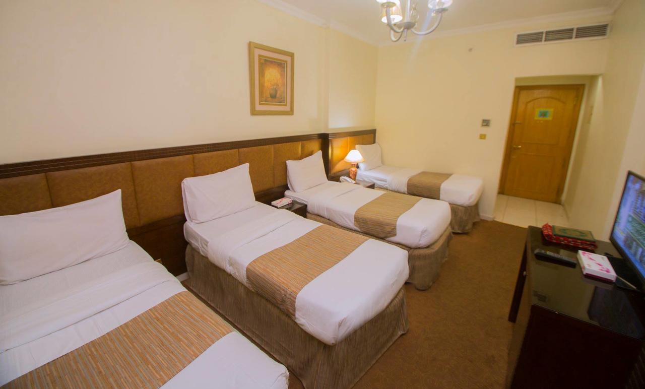 Anwar Al Zahraa Hotel Медина Екстериор снимка
