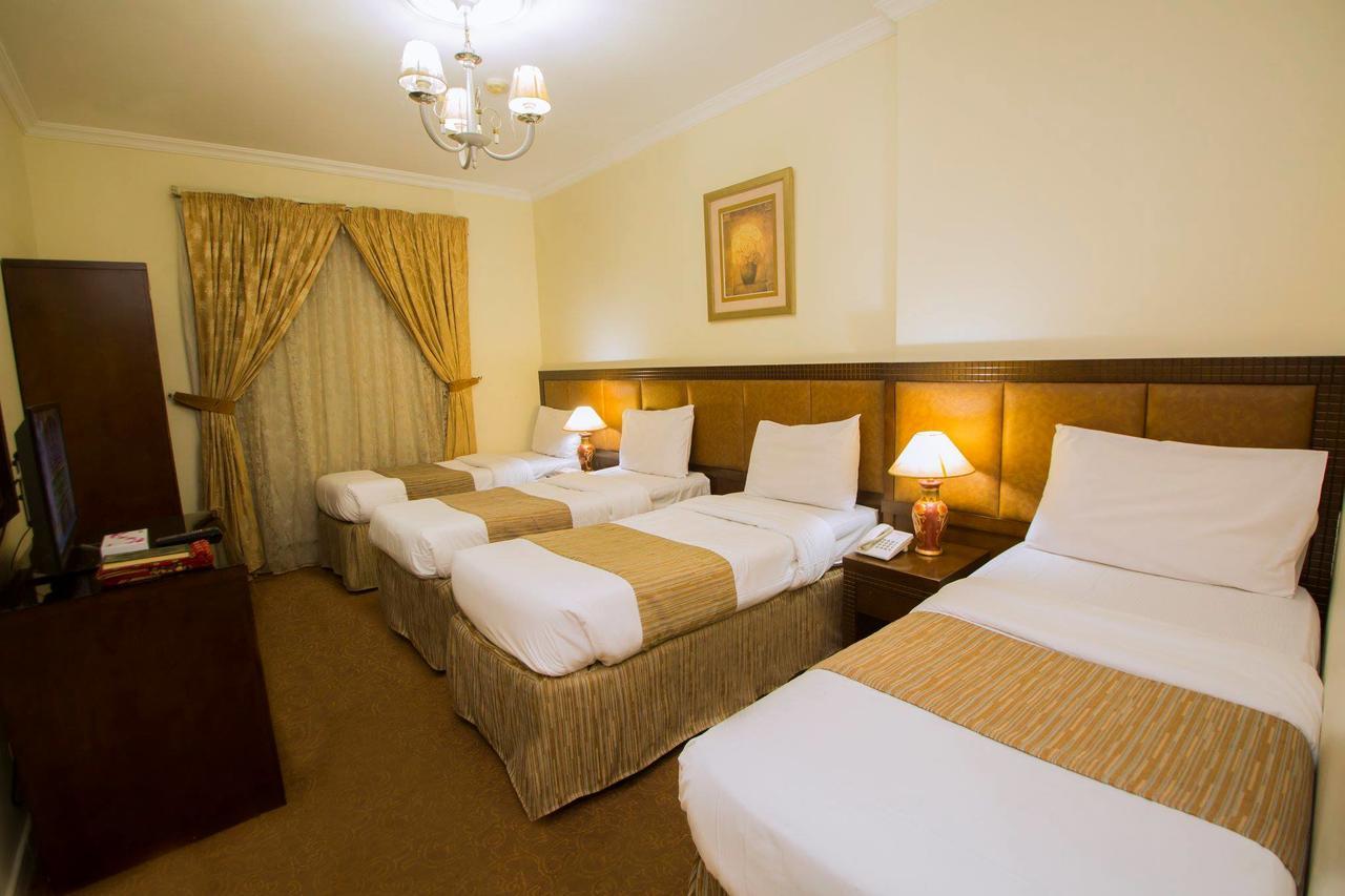 Anwar Al Zahraa Hotel Медина Екстериор снимка